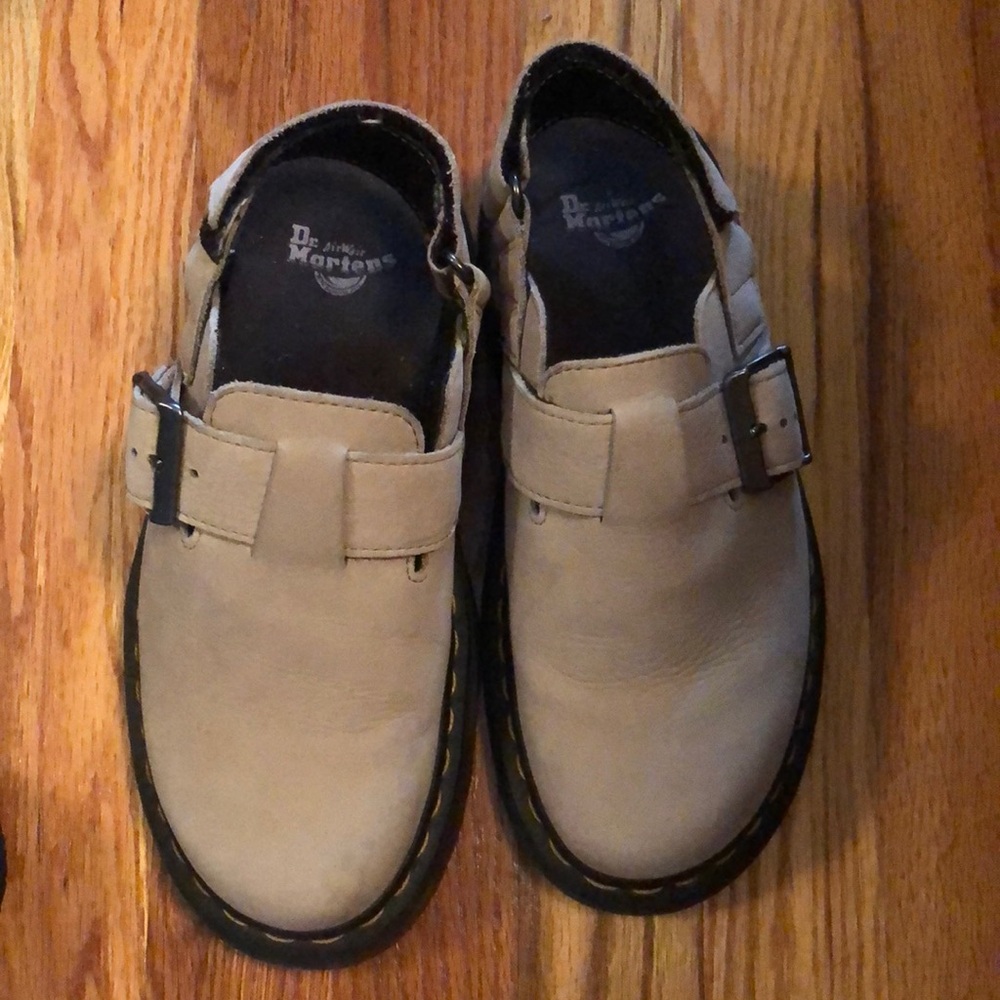 Dr. Martens Jorge slingback clogs beige